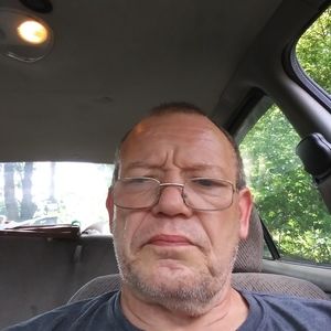 Meet your Posher, Larry